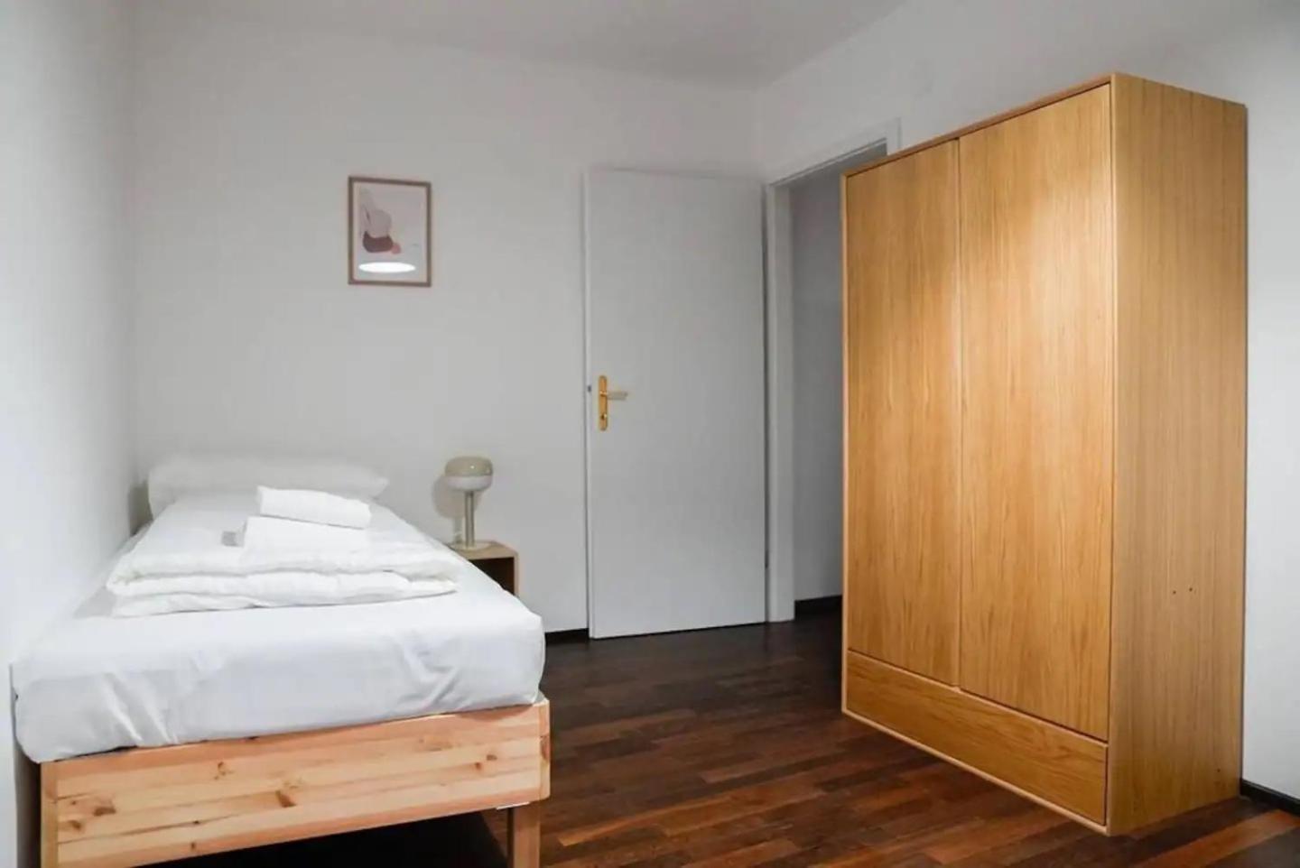 Authentic Austrian Flat In The South Of Vienna Apartment โมดลิง ภายนอก รูปภาพ