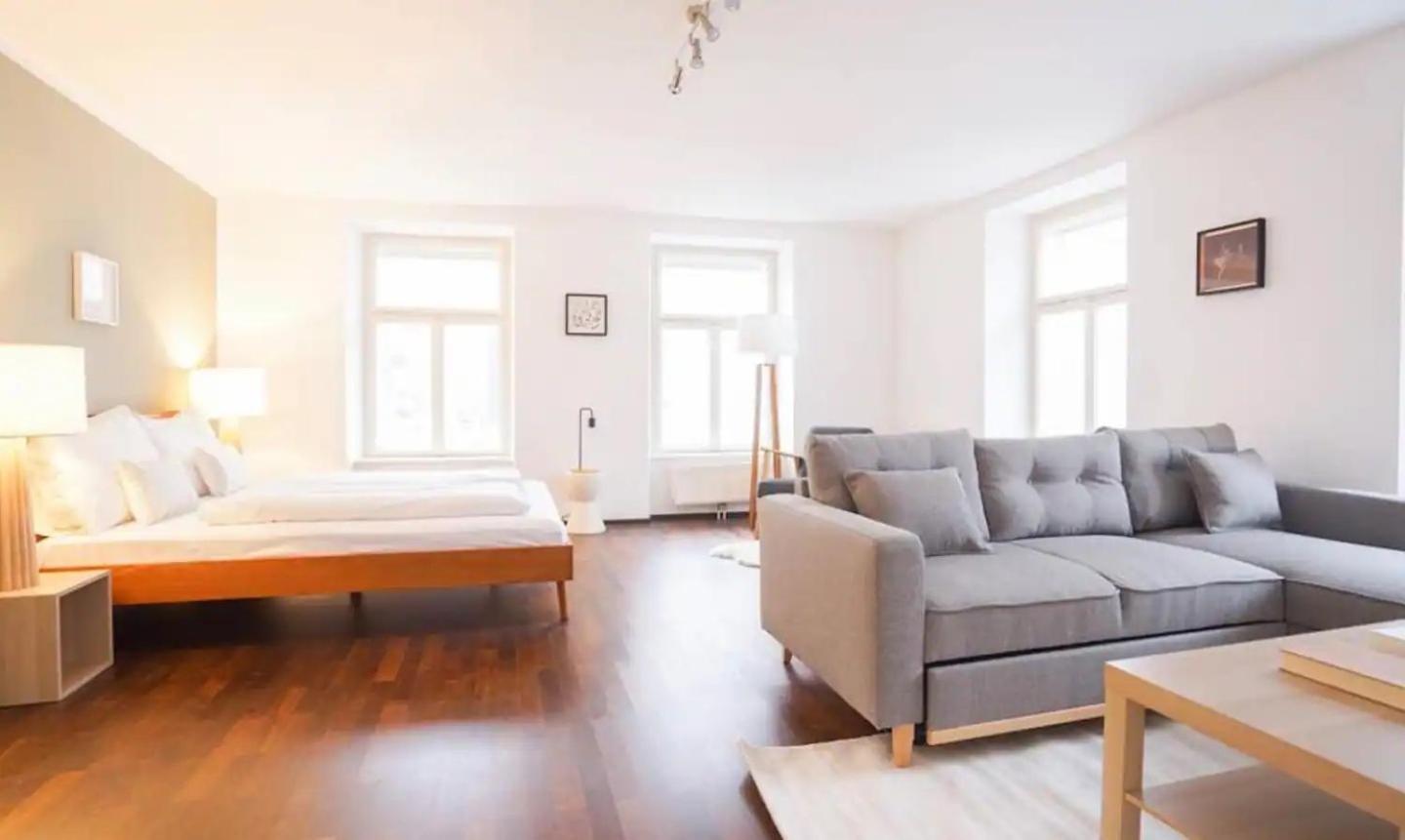 Authentic Austrian Flat In The South Of Vienna Apartment โมดลิง ภายนอก รูปภาพ