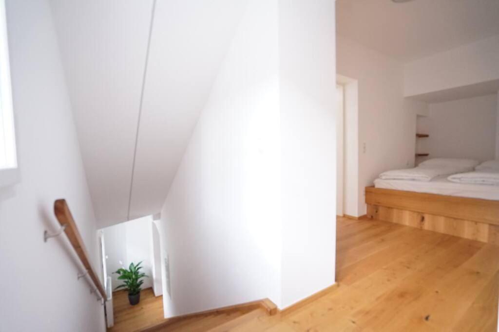 Authentic Austrian Flat In The South Of Vienna Apartment โมดลิง ภายนอก รูปภาพ